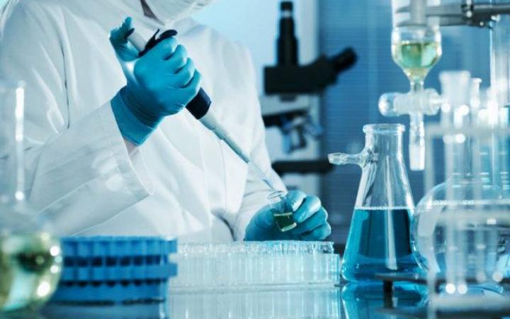 Investigación, foto de PharmaMar Facebook