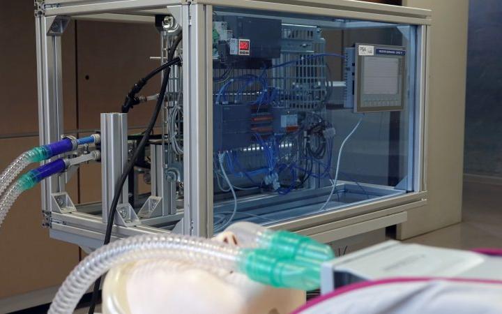 Desarrollo de respiradores artificiales. Foto: Groupe PSA