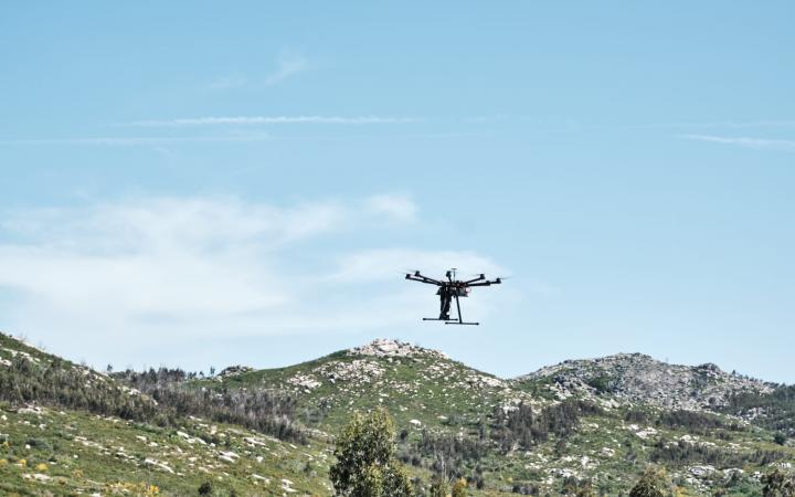 Dron reforestación 