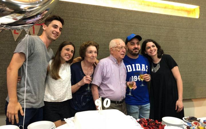 Sofía cumpleaños abuelo